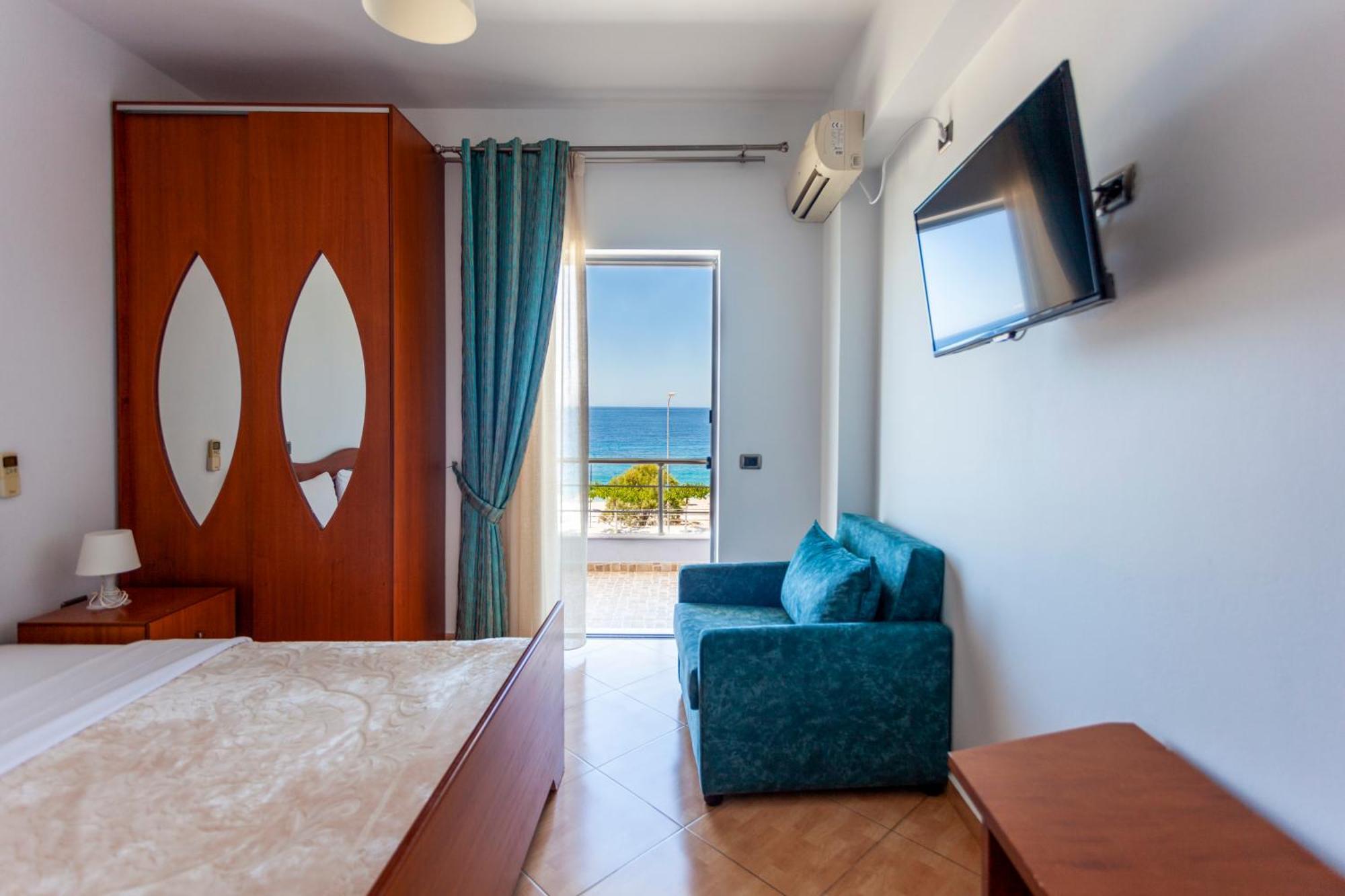 Dhima Hotel Himara Zewnętrze zdjęcie