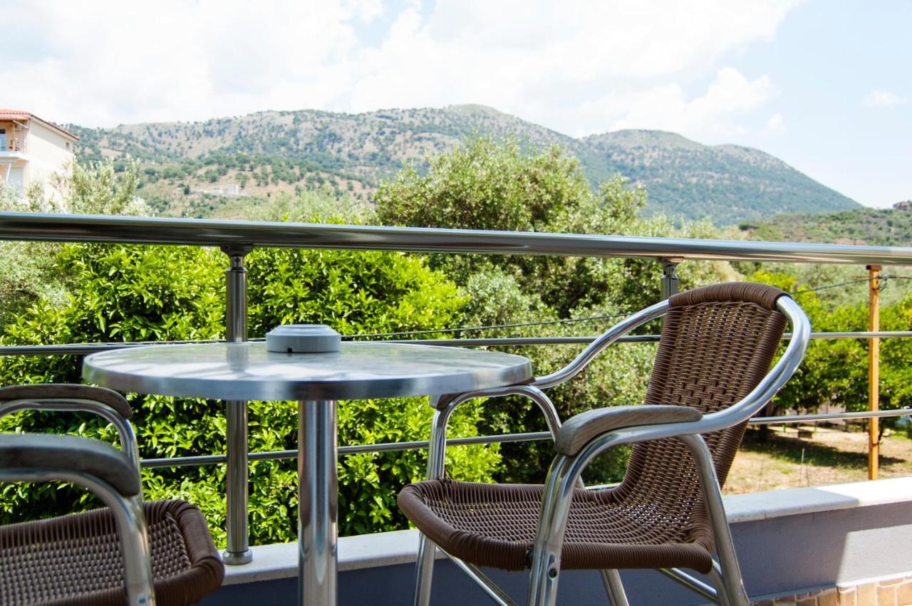 Dhima Hotel Himara Zewnętrze zdjęcie