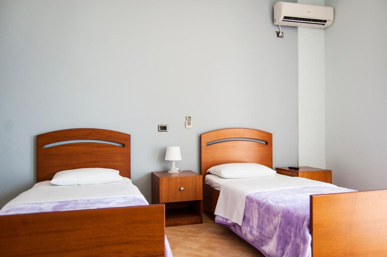 Dhima Hotel Himara Zewnętrze zdjęcie